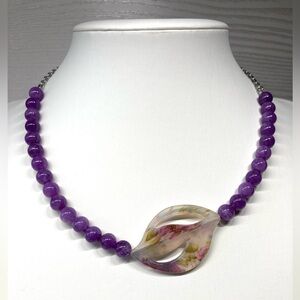 Genuine Jade Stones w Asymmetrical Floral Leaf Necklace